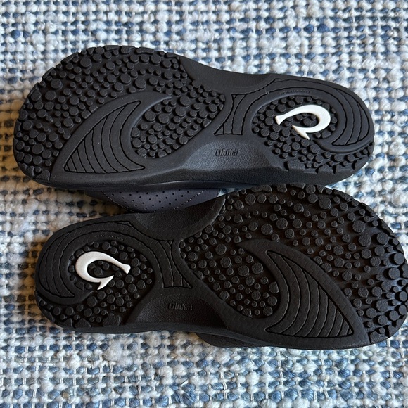 OluKai Men’s 10 ( EU 43) Nalu Dark Java Slide Sandals - Picture 2 of 4